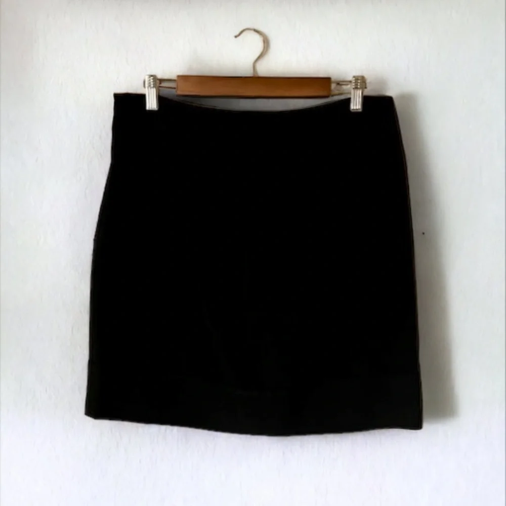 Larry Levine Stretch Black Skirt size 12 - Picture 6 of 9